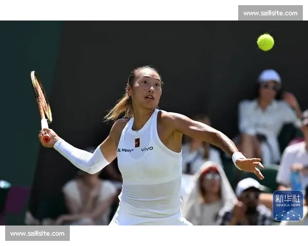 温网首轮焦点战：郑钦文挑战西尼亚科娃，草地魅力见证突破时刻