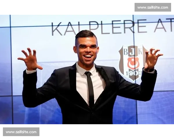 比利亚雷亚尔官宣 1600 万欧签 21 岁中场新星，莫莱罗加盟至 2030 年